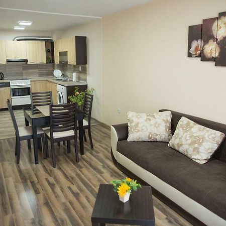 Emalena Apartment Varna Exterior foto